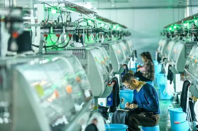 2025年開(kāi)局,湖南工業(yè)的進(jìn)與憂